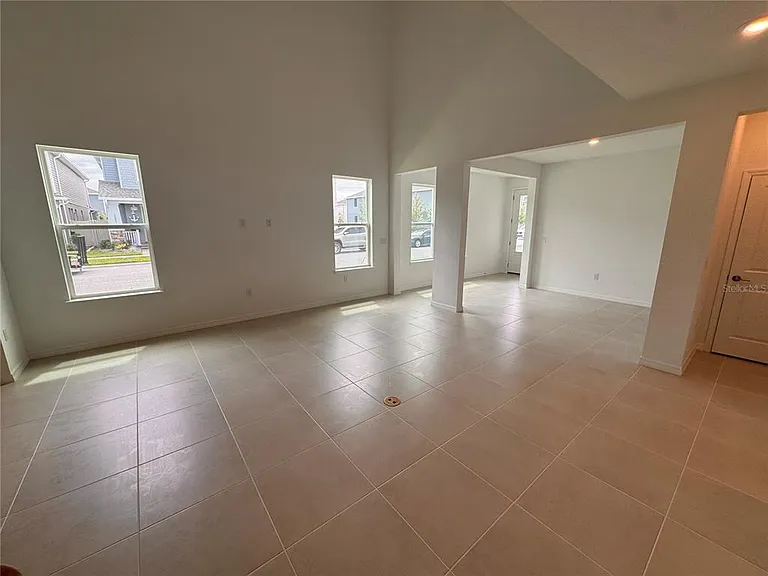 14727 Field Daisy Dr — Photo 9