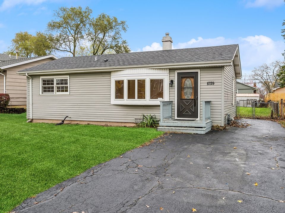 1st image of 1029 Crescent Ct