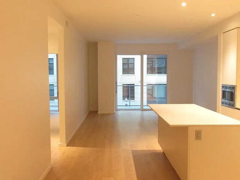 1150 NW Quimby St #312 — Photo 4