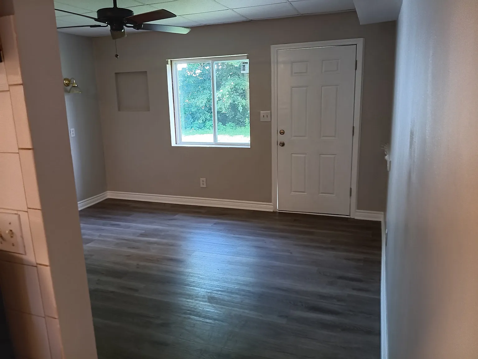 906 W South St — Photo 3