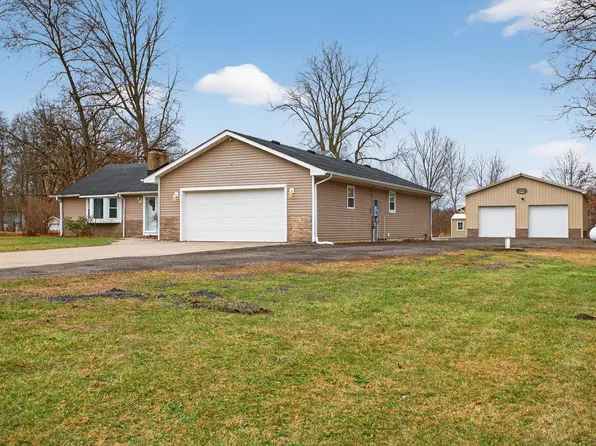 5900 Benton Rd, Jackson, MI 49201