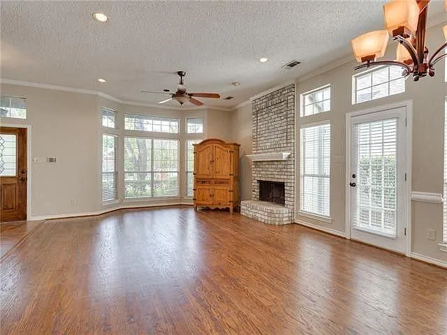 4375 Timberglen Rd — Photo 9