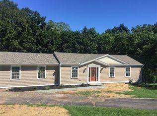 381 Shepard Ave, Hamden, CT 06514