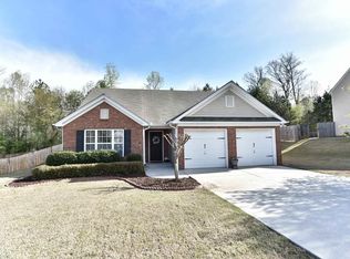1018 Pine Acre Dr, Sugar Hill, GA 30518