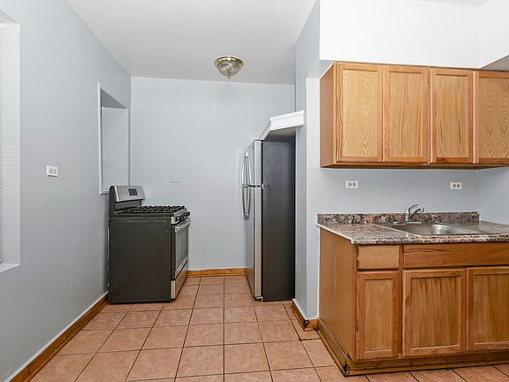 3rd image of 6343-47 S Kedzie Ave #3R