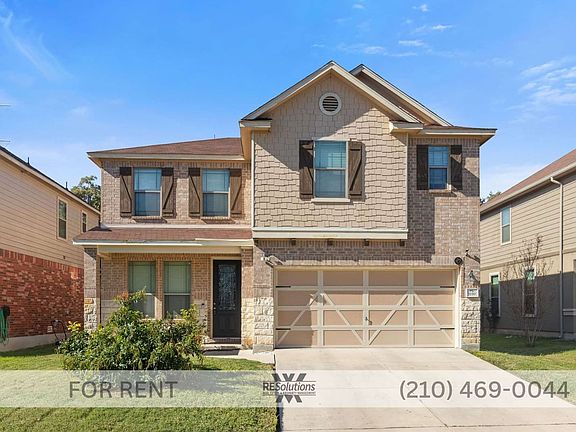 3rd image of 939 Spello Cir