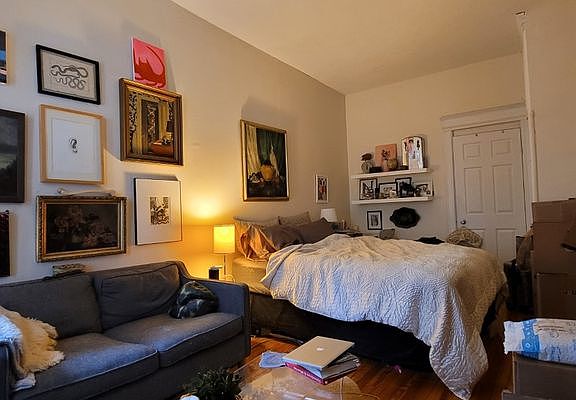 3rd image of 272 Sackett St APT 4