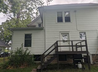 810 Monroe St APT 4, Valparaiso, IN 46383
