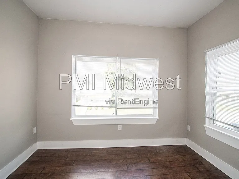 2029 N College Ave #A — Photo 4