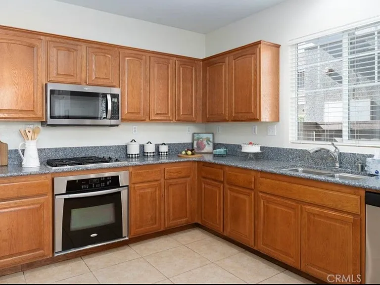 1869 Flint Ct — Photo 14