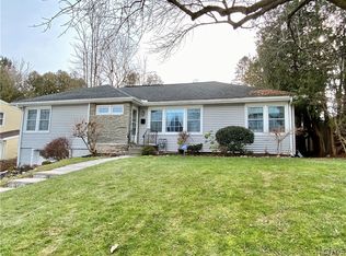218 Briarcliff Rd, Syracuse, NY 13214