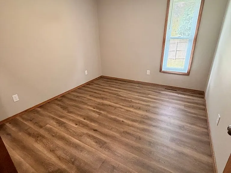 3541 S Jefferson Ave — Photo 14