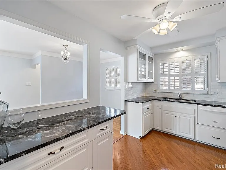 1581 Cheltenham Rd — Photo 8