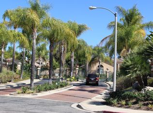 605 Galloping Hill Rd, Simi Valley, CA 93065