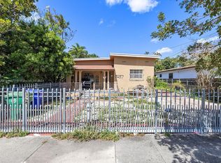 3237 SW 2nd St, Miami, FL 33135