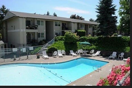 5th image of 865 NE 122nd Ave #22