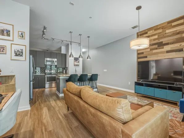 1900 Barton Springs Rd Unit 2006, Austin, TX 78704