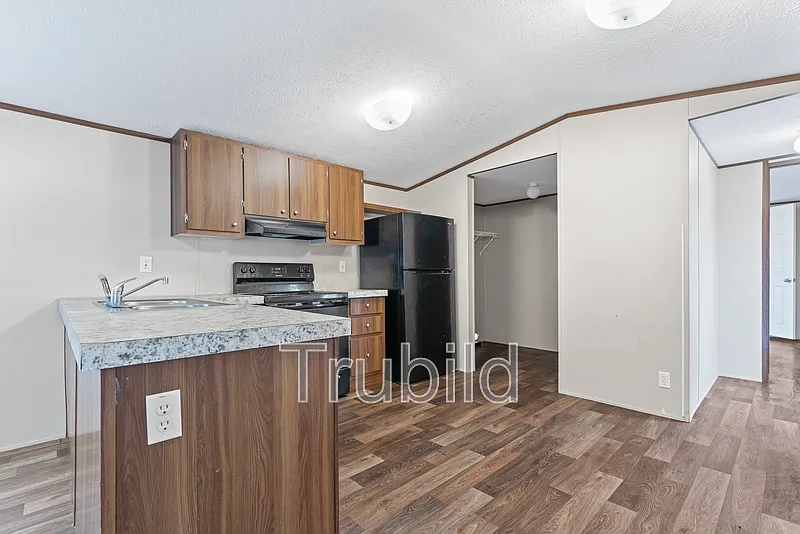 3 bed, 2.0 bath, 974 sqft, $950 — Photo 3