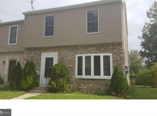 48 Tudor Ln, Lawrence Township, NJ 08648