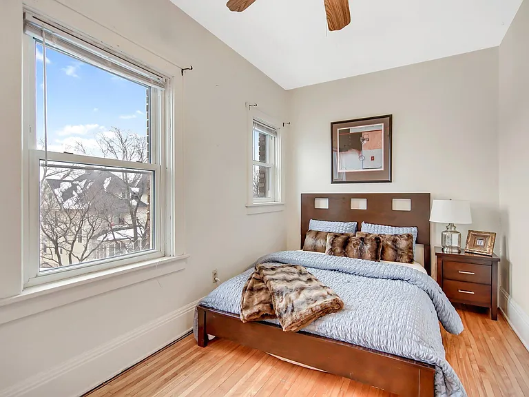 2107 Hennepin Ave #11 — Photo 19