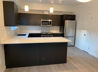 17810 97th St NW, Edmonton, AB T5X5V5