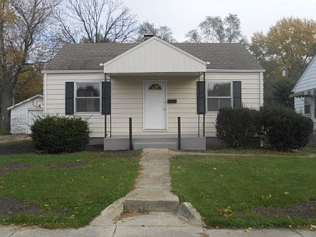 1st image of 738 S Lake St