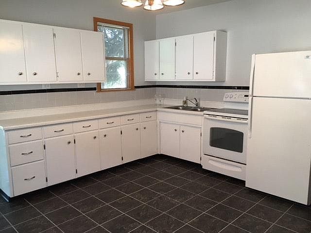 1st image of 338 N 61st Ave W