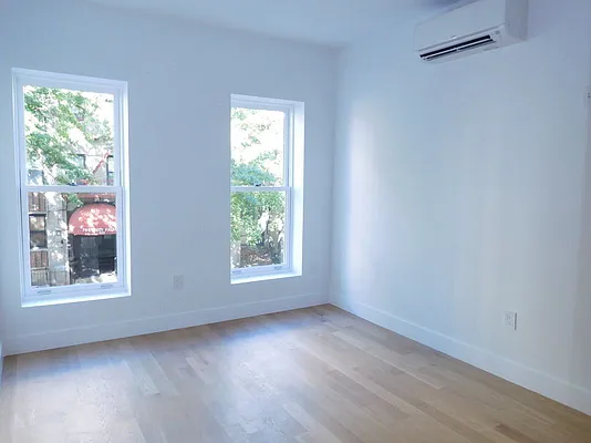 Rented by Aegis Realty Management Corp | media 43