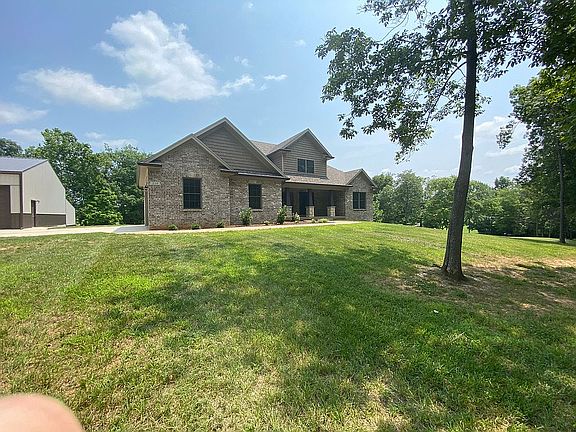 2nd image of 210 River Cliff Dr