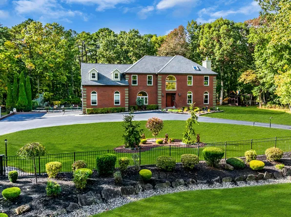 4 Wright Court, Millstone, NJ 08510