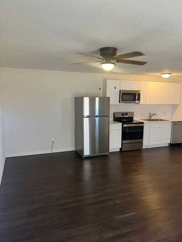 Building Photo - 1617 N Jefferson Ave #6