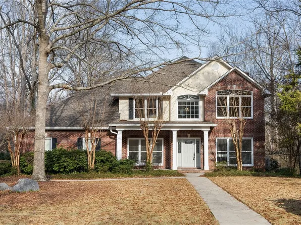 1916 N Ashe Ct, Auburn, AL 36830