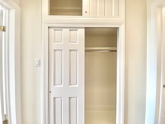 Rented by Living New York | media 9