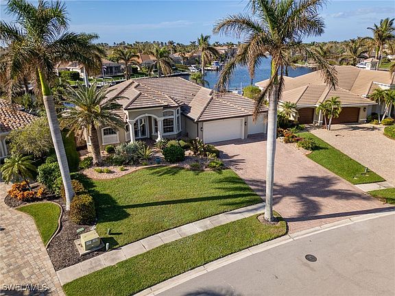 5th image of 1923 Harbour Cir
