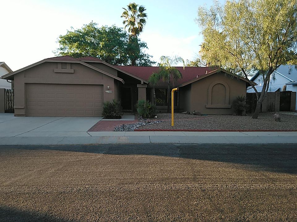 1st image of 1580 W Canyon Shadows Ln
