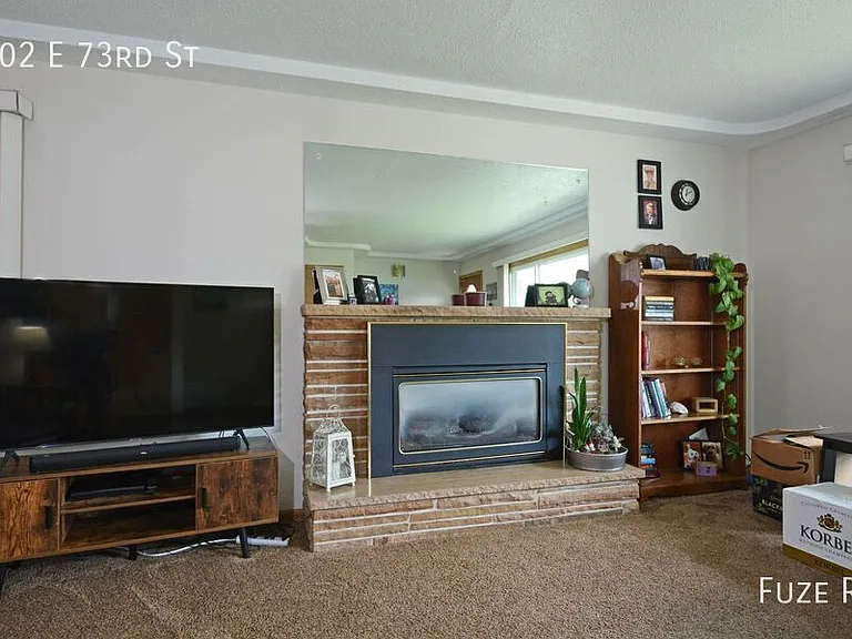 602 73rd St E — Photo 7