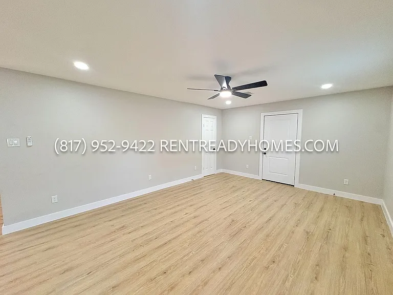 1416 Fairbanks St — Photo 8