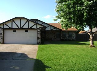 1007 W Gemini Rd, Edmond, OK 73003