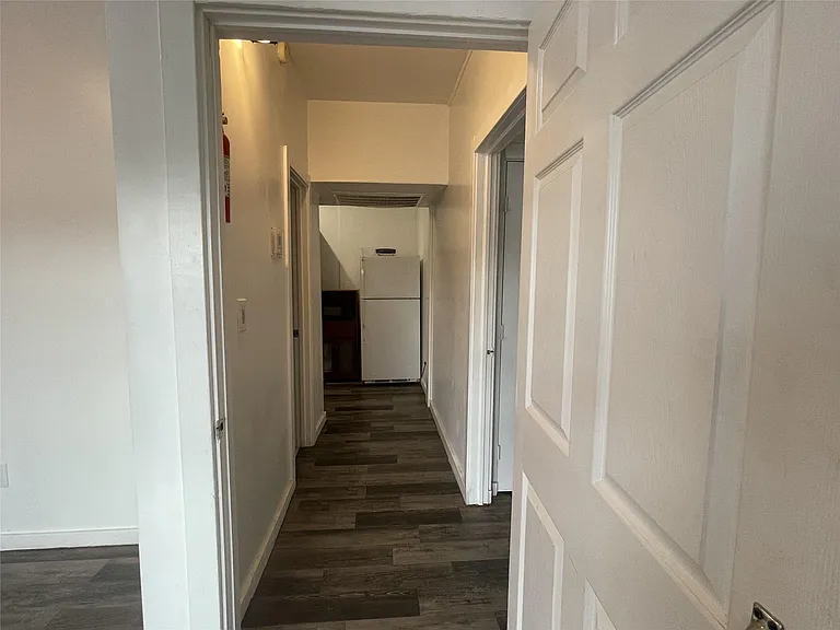 20892 Cochran Rd #2 — Photo 3