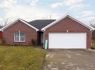 417 E Brookelynn Ct, Pekin, IN 47165