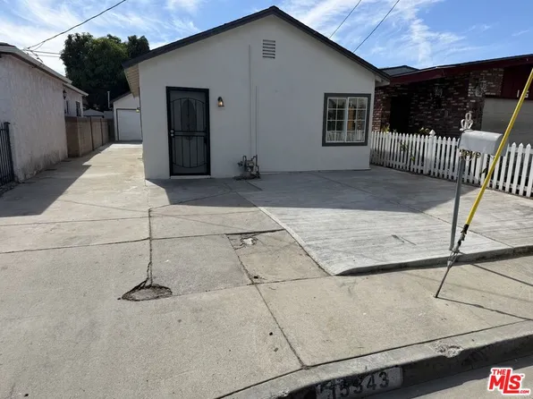 15343 Pimenta Ave, Paramount, CA 90723