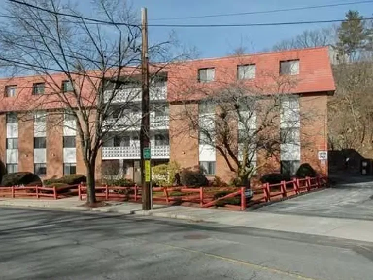 141 Pierce St #22 — Photo 9