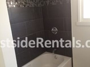 2642 S Manhattan Pl, Los Angeles, CA 90018