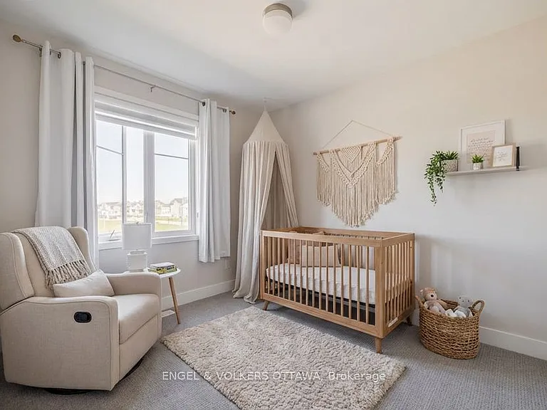 660 Terrier Cir S — Photo 20