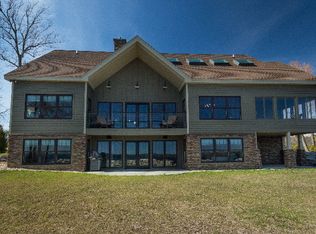 77 Windswept Ln, Plattsburgh, NY 12901