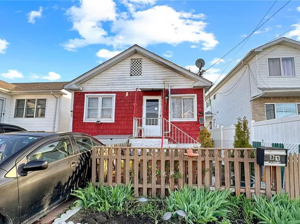 31 Winfield St, Staten Island, NY 10305