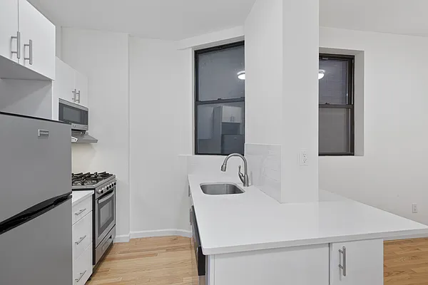 Rented by Corcoran | media 4
