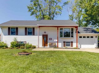 546 Cherry Ln, Glenview, IL