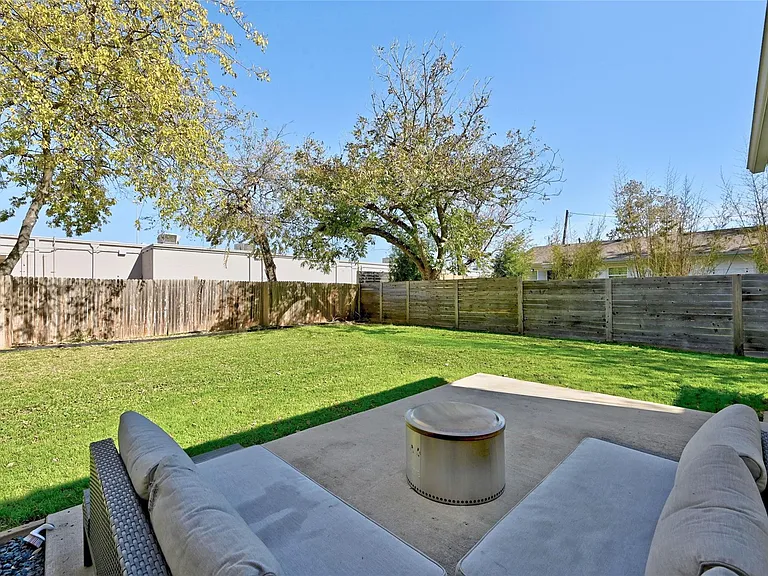 4410 Jester Dr #B — Photo 26