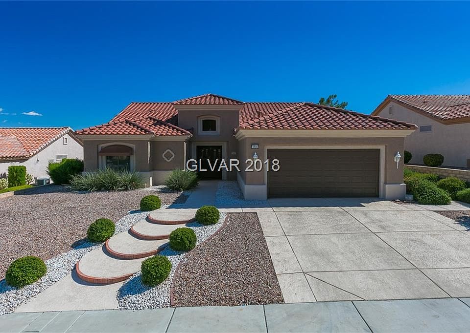 1st image of 2804 Hanging Rock Dr